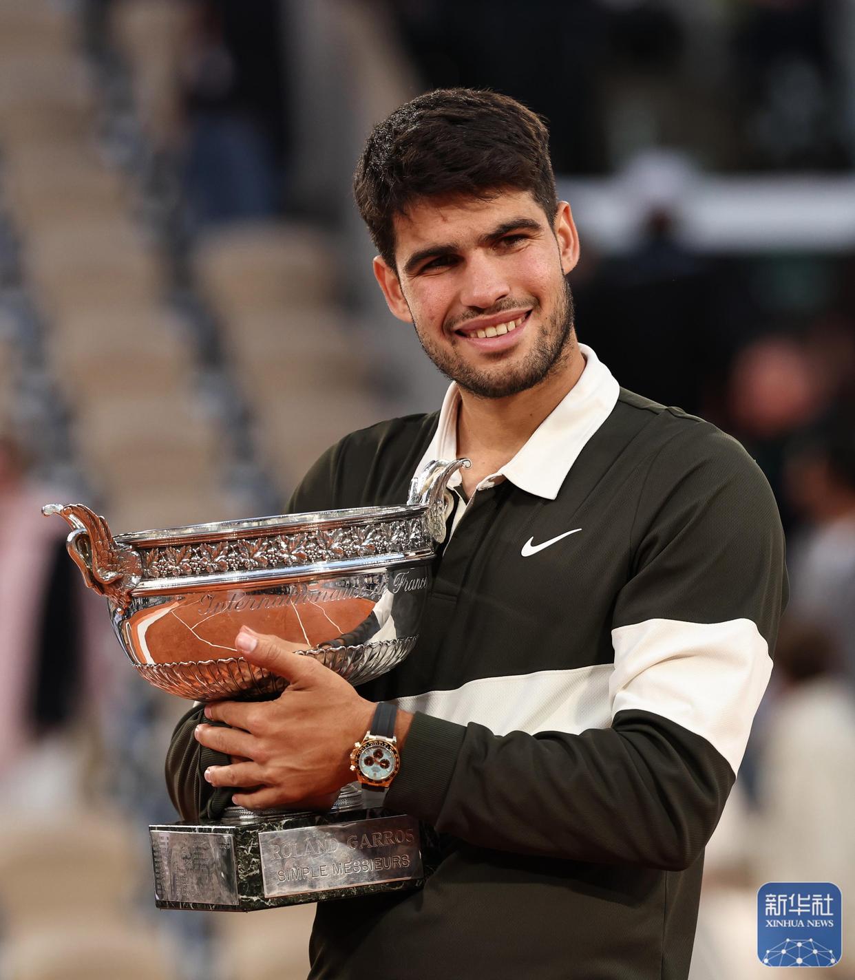 年终总决赛完胜拉沃尔杯，阿尔卡拉斯关键制胜