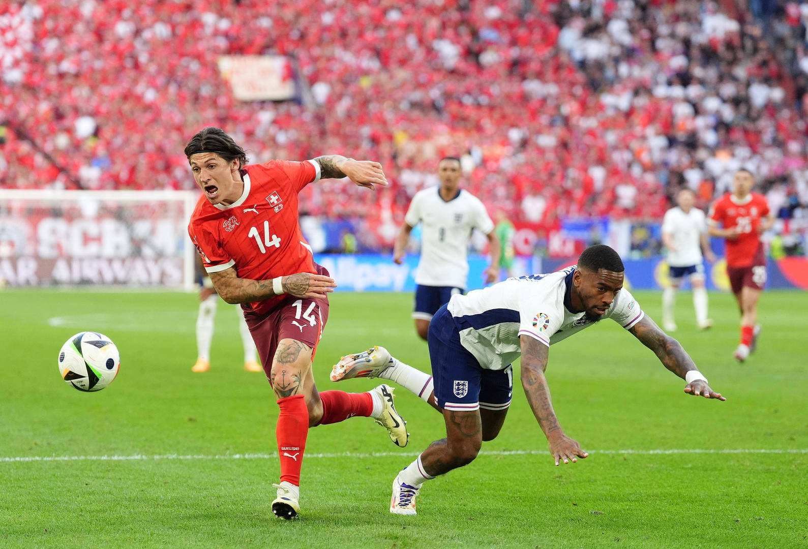 英格兰客场战平匈牙利，晋级压力增大