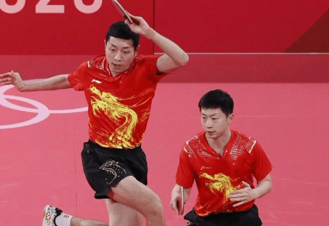 日本队横扫法国队，许昕关键制胜