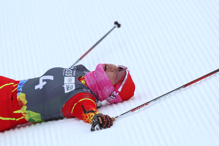 韩国选手获得滑雪技巧比赛铜牌