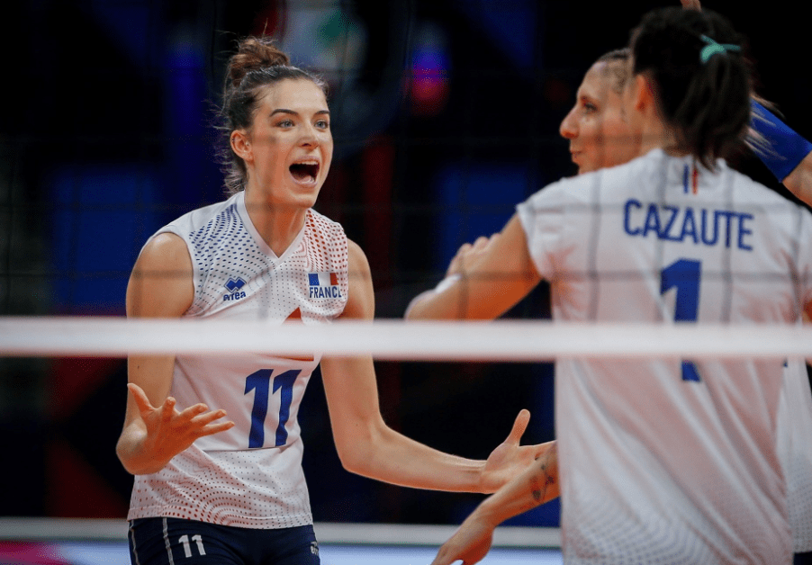 熊猫体育互动-法国乒乓球队鏖战瑞典乒乓球队，奥恰洛夫统治全场