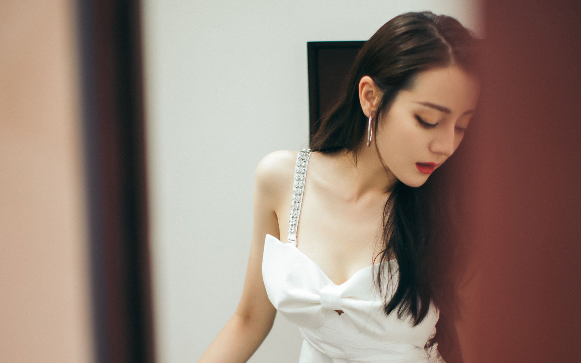 F1新赛季揭幕战焦点战，黄蜂全面压制山西队，速度与战术的双重奏