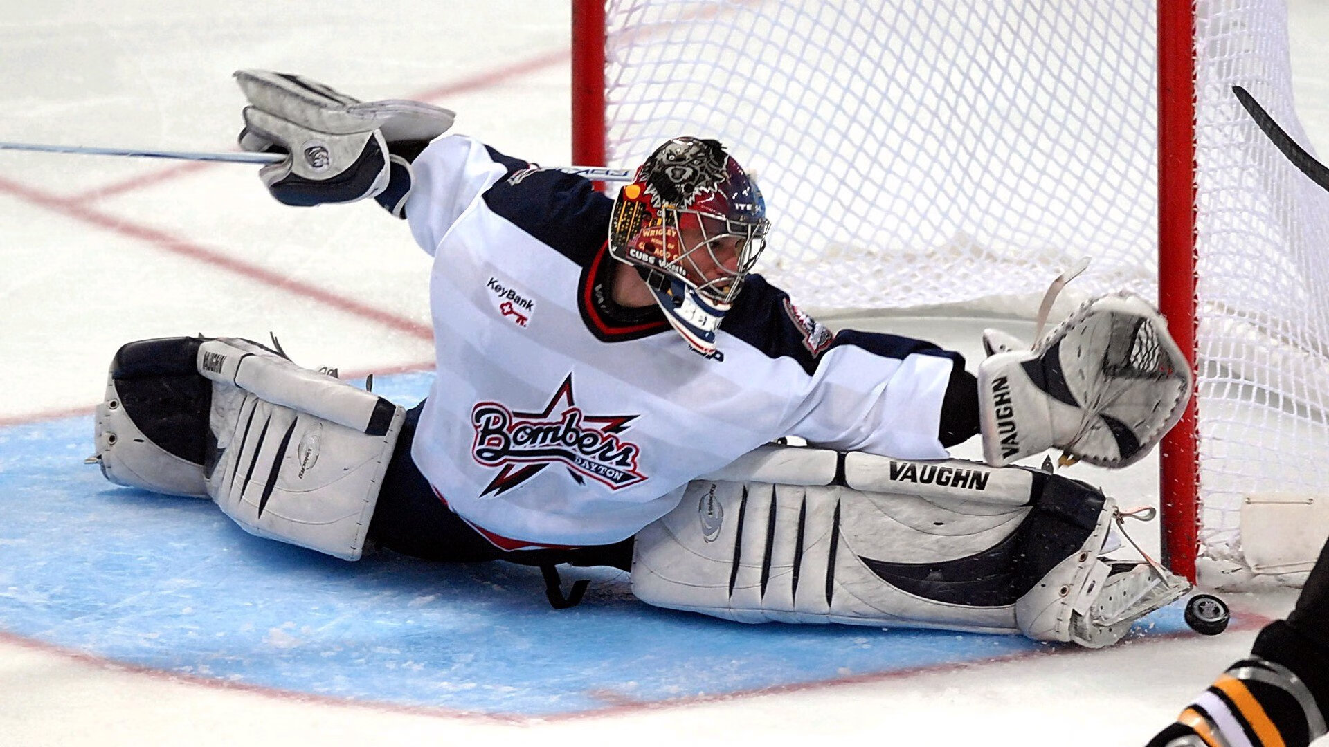 赛道上的逆袭，红牛二队力克索伯，拉塞尔带队书写新篇章