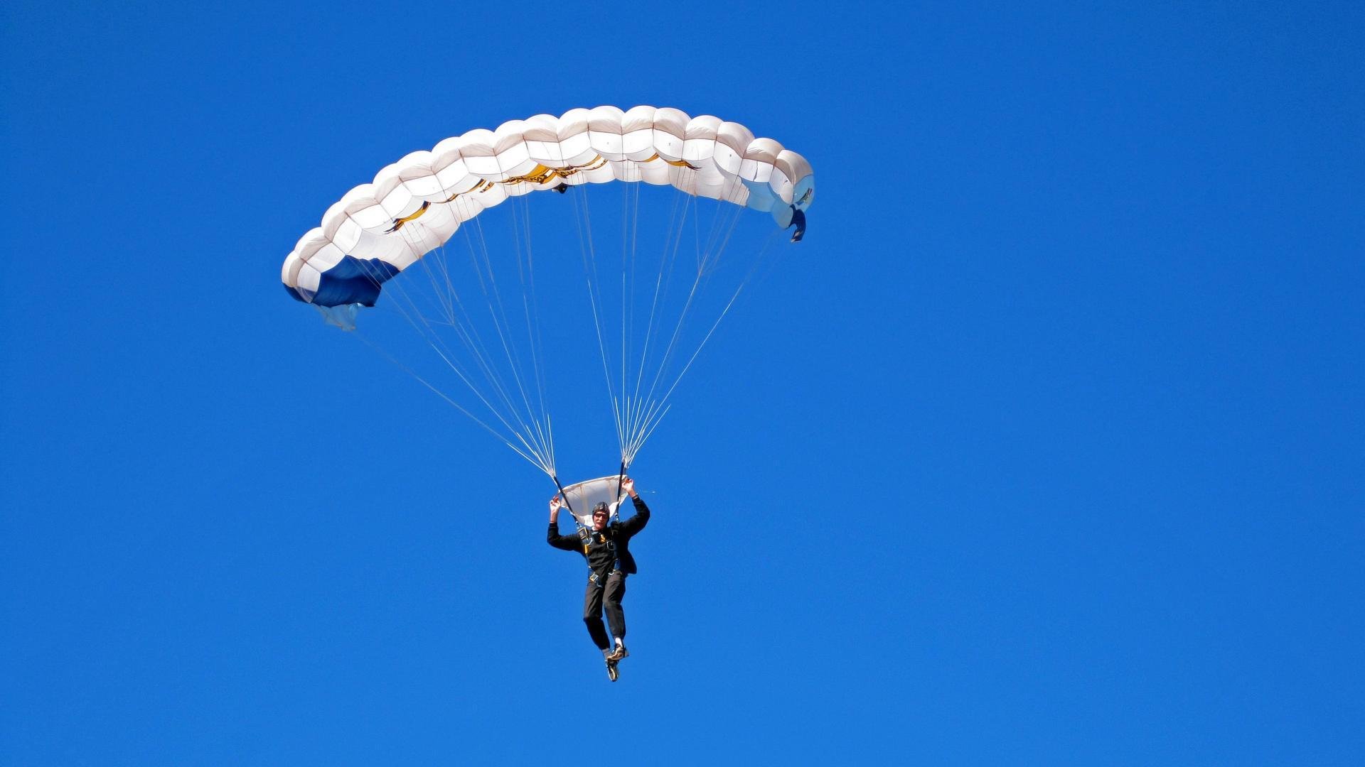 一个人的桑巴—当维尼修斯用一己之力，为牙买加写下奥运最狂野的注脚